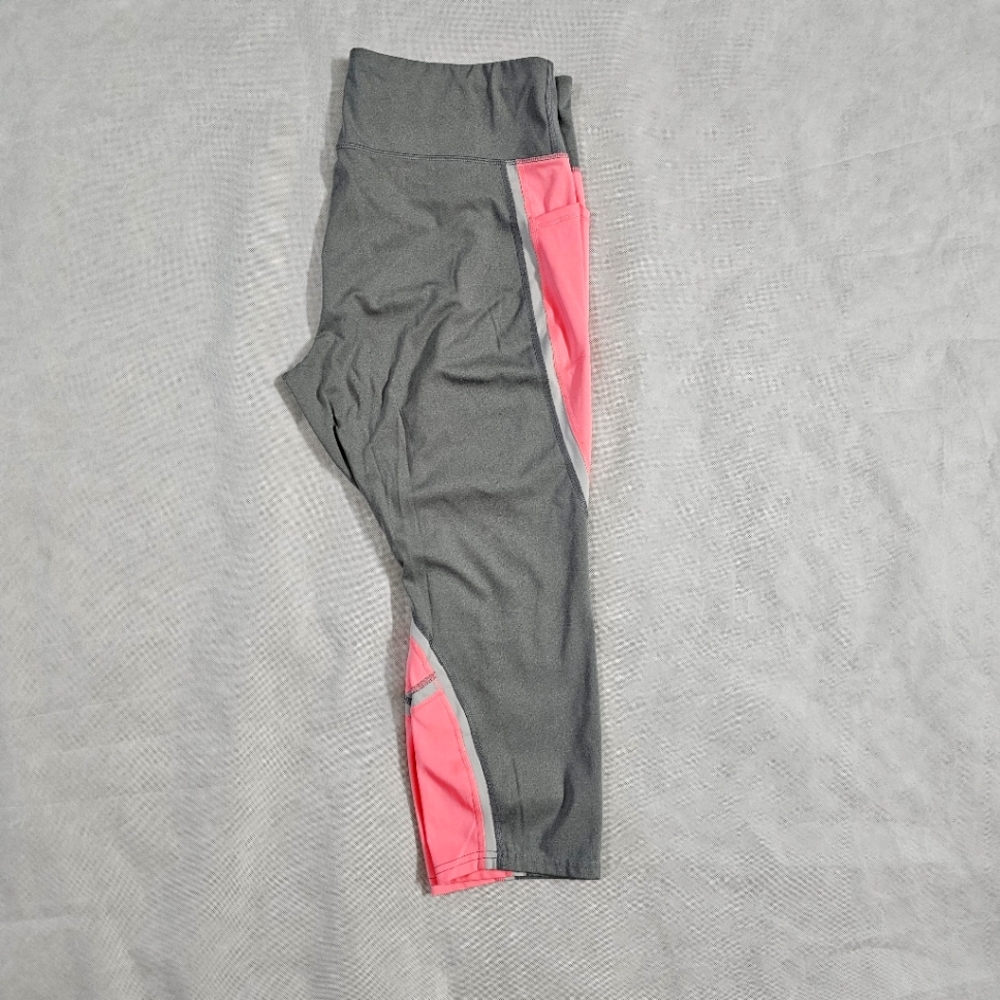Avia gray/pink capri leggings XL 16-18